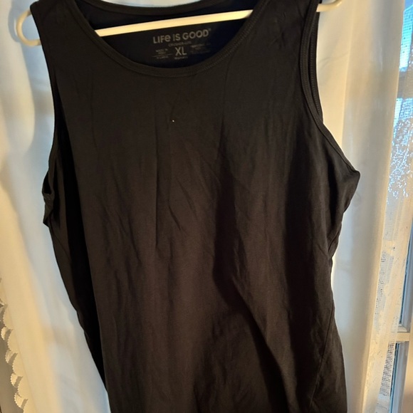 Denver Hayes xl grey top- black xl Life is Good Tank Tops - new or like new - Picture 10 of 10